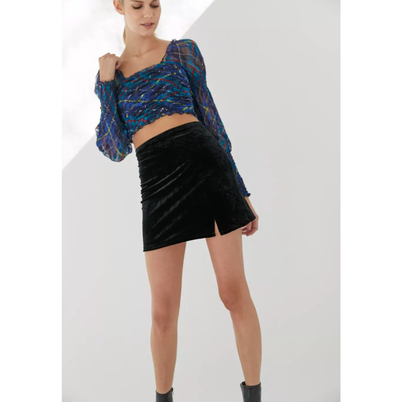 Urban Outfitters Recycled Velvet Notched Mini Skirt S/M NWT - Picture 7 of 7